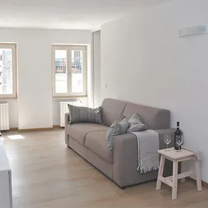 Casa Del Borgo Maria Luisa By Gardadomusmea Ferienhaus